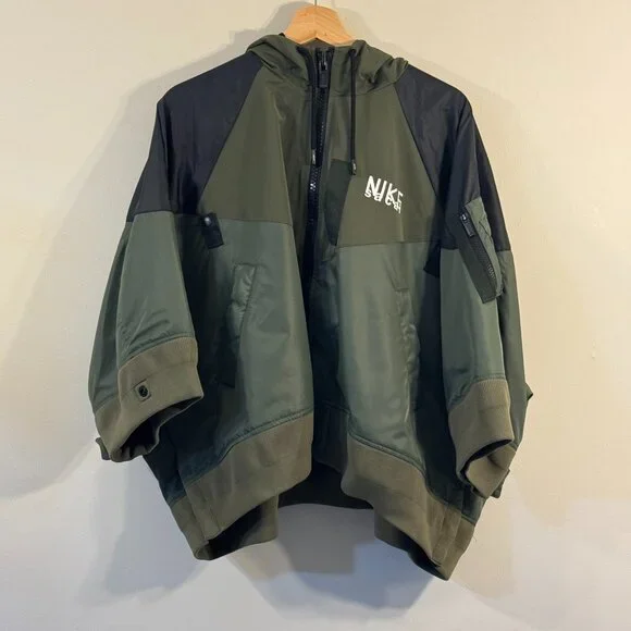 Nike x Sacai Women's Full-zip Hooded Jacket in Cargo Khaki Sz L